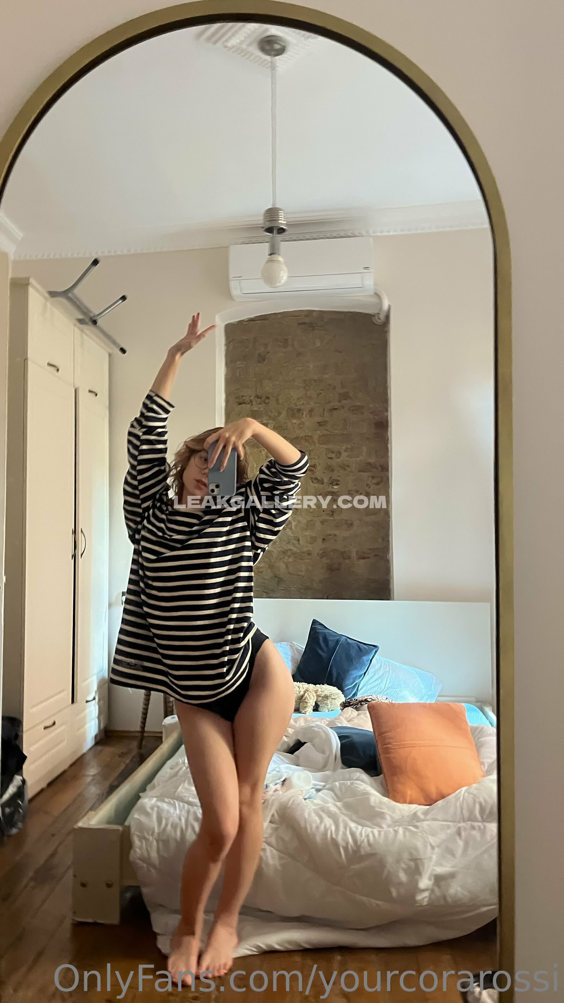 Corarossi Exclusive Leaked Nude OnlyFans #11644872