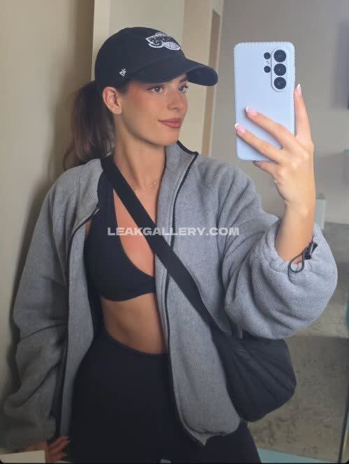 Develique Exclusive Leaked Nude OnlyFans #12032878