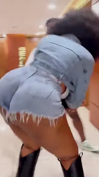 djdimplenipple video thumbnail