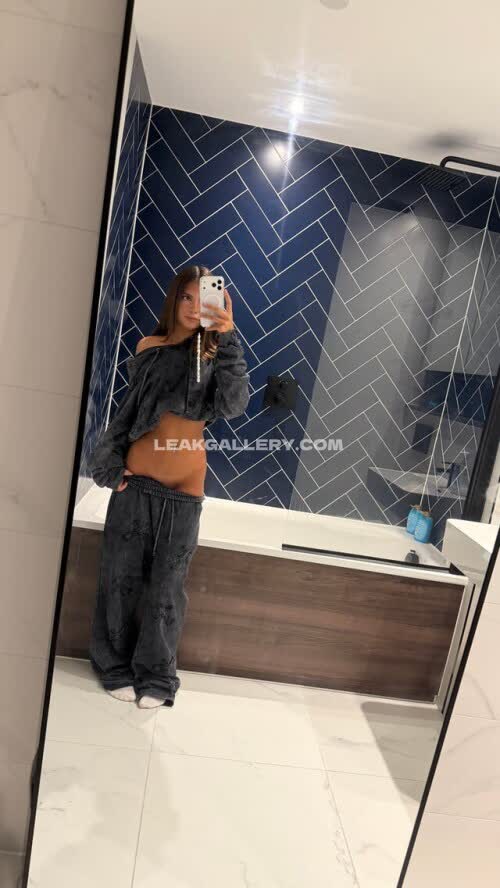 Ella_petite Exclusive Leaked Nude OnlyFans #11391720