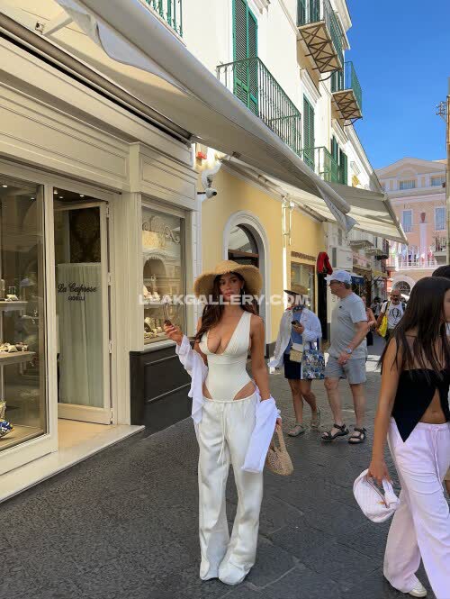 Ellacervetto / ella_cervetto Exclusive Leaked Nude OnlyFans #11468464