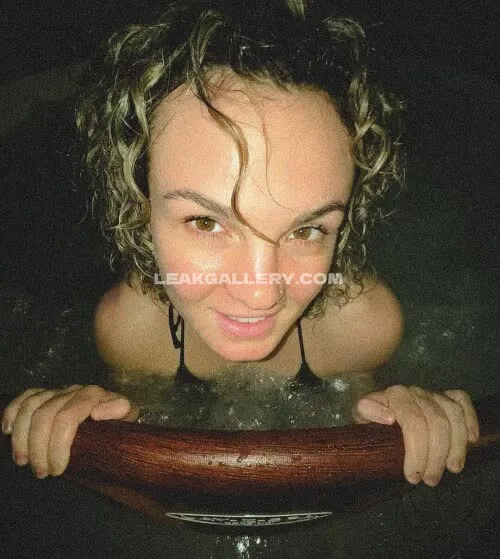 Elliekildunne Exclusive Leaked Nude OnlyFans #11483190