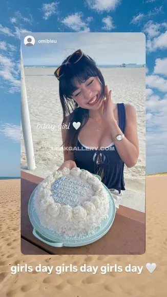 Emily_miko Exclusive Leaked Nude OnlyFans #11287591