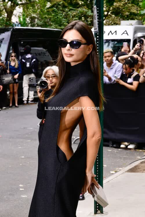 Emrata Exclusive Leaked Nude OnlyFans #11758568