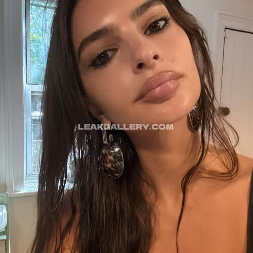 Emrata Exclusive Leaked Nude OnlyFans #11754938