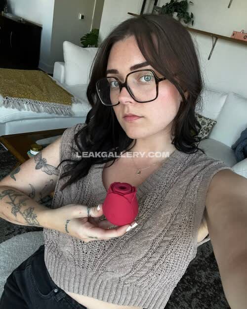 Erindougal Exklusiv geleakte Nacktbilder von OnlyFans #11298457