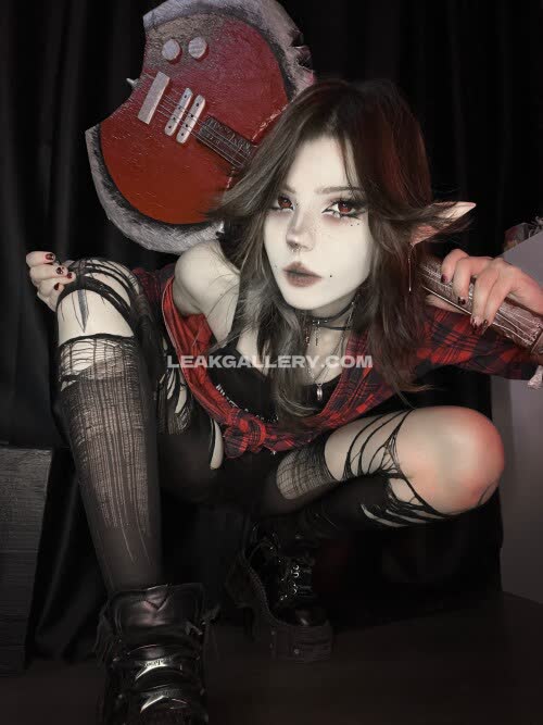 Flutterow_ Exclusive Leaked Nude OnlyFans #11667331