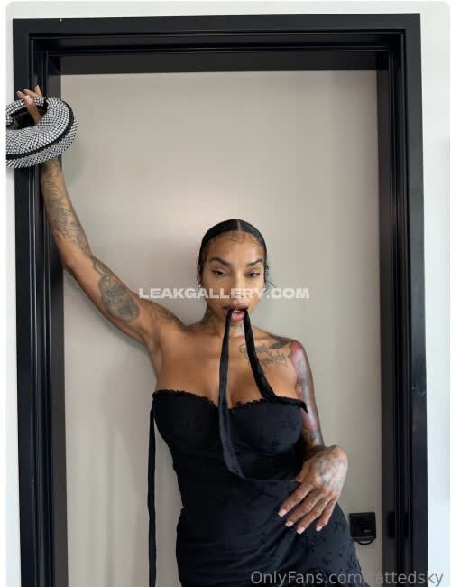 Flyyytattedsky Exclusive Leaked Nude OnlyFans #11509264