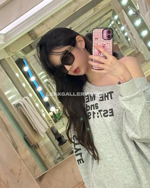 For_everyoung10 Exclusiva filtración de OnlyFans desnuda #11903484