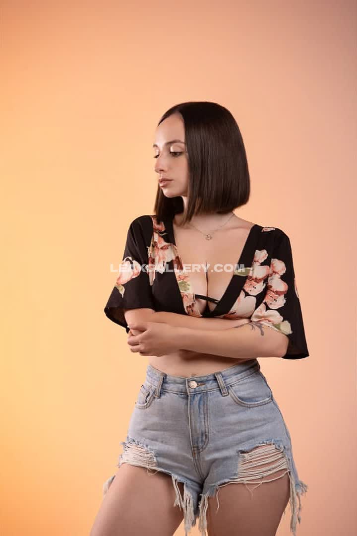 Francesca.moncherie Exclusive Leaked Nude OnlyFans #11442689