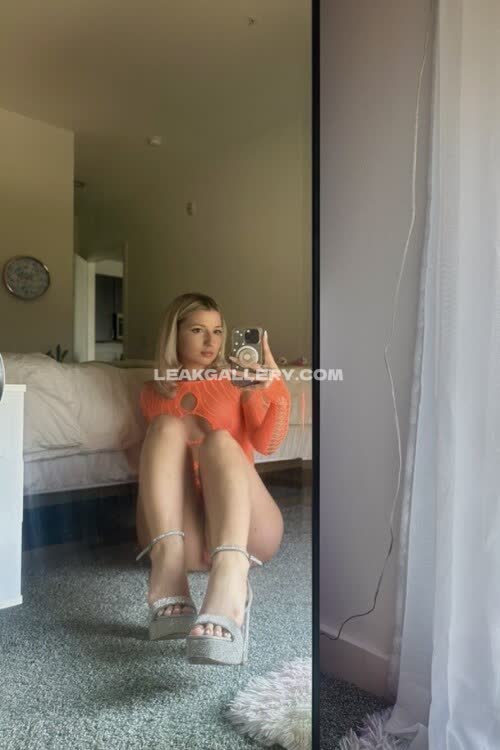 Fucktaylorrae Exclusive Leaked Nude OnlyFans #11643912