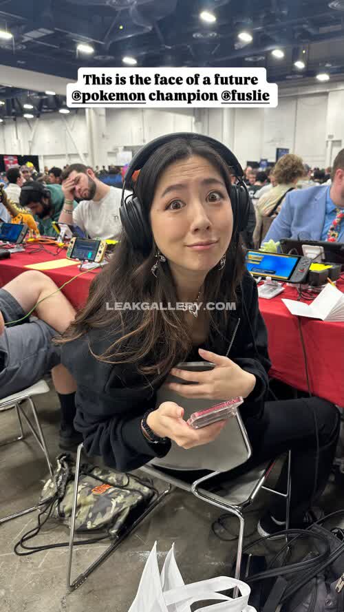 Fuslie Exclusive Leaked Nude OnlyFans #11604058