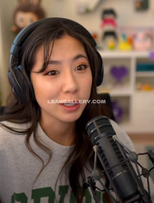 Fuslie Exclusive Leaked Nude OnlyFans #11590773
