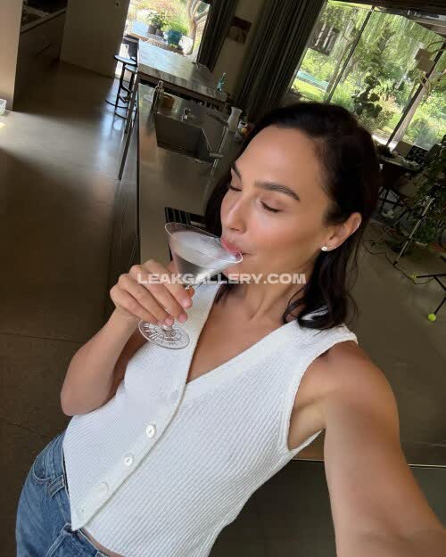 Gal_gadot Exclusive Leaked Nude OnlyFans #11564361