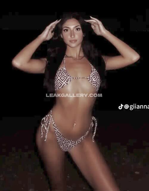 Giannaxamelio Exclusive Leaked Nude OnlyFans #11986470
