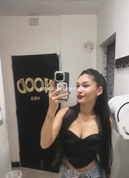 Gimeneznicoleee Exclusive Leaked Nude OnlyFans #11172387