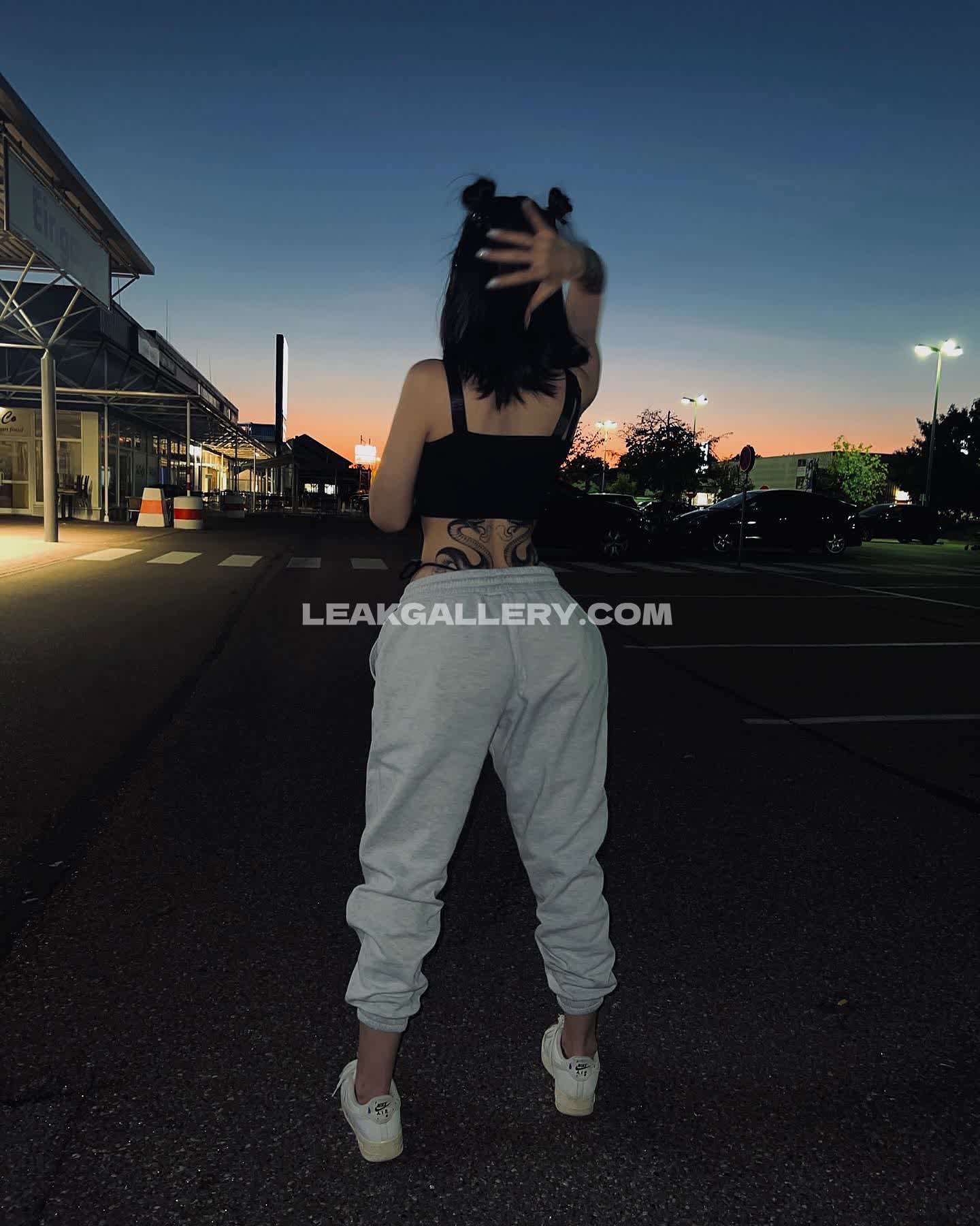 Harleybenz69 Exclusive Leaked Nude OnlyFans #11570368