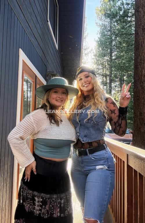 Hayloandkiss Exclusive Leaked Nude OnlyFans #11705175