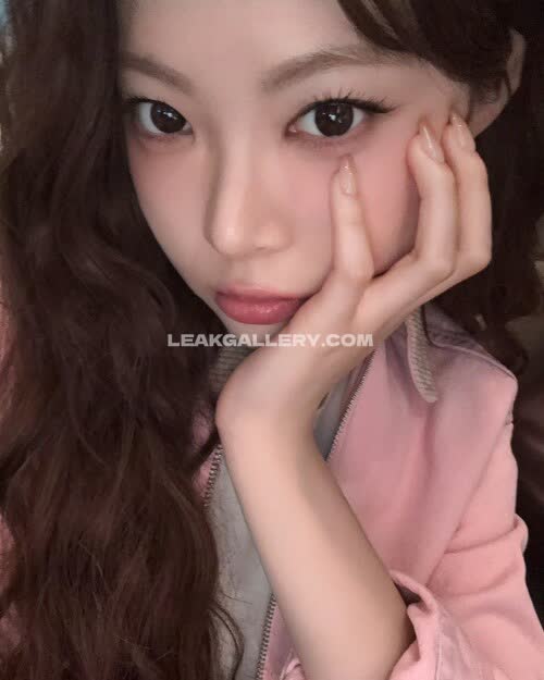 Hhh.e_c.v Exclusive Leaked Nude Onlyfans #11180050