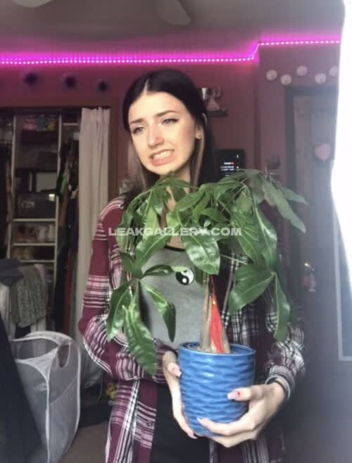 Hollyjustwantst0 Exclusive Leaked Nude OnlyFans #10975594