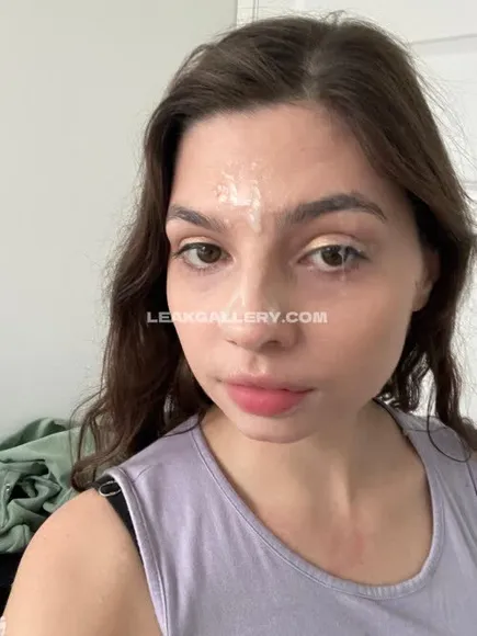Hotwife OnlyFans Nudi in Esclusiva Trapela #11672417