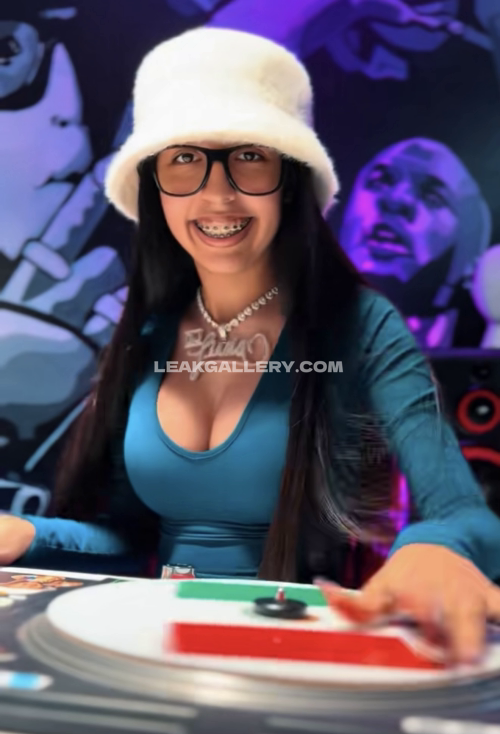 Iamdjlivia Exclusive Leaked Nude OnlyFans #11030871