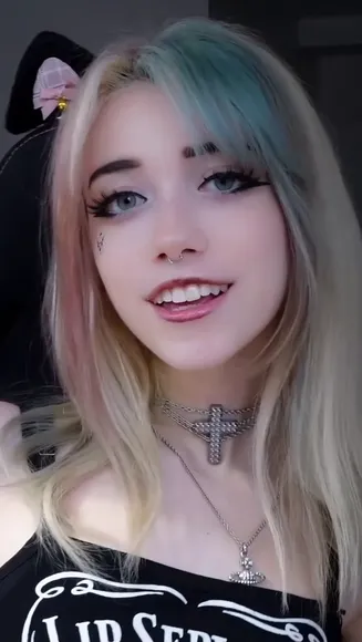 iluvmeww video thumbnail