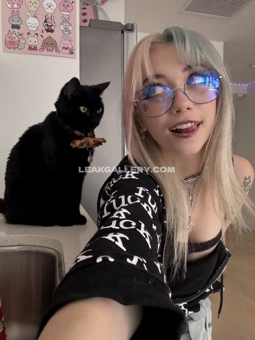 Iluvmeww Exclusive Leaked Nude OnlyFans #11232436
