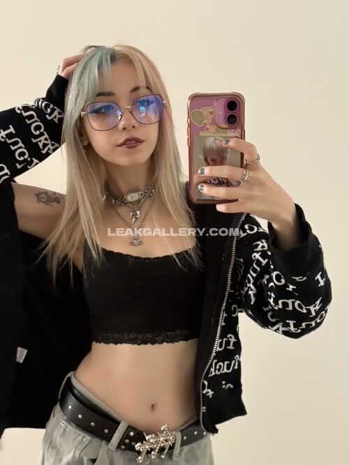 Iluvmeww Exclusive Leaked Nude OnlyFans #11241894