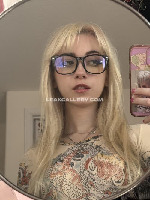 Iluvmeww Exclusive Leaked Nude OnlyFans #11212721