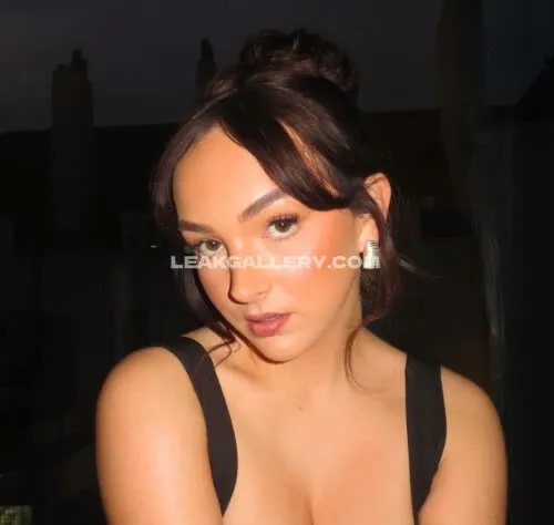 Is.abellesmith Exclusive Leaked Nude OnlyFans #11364986