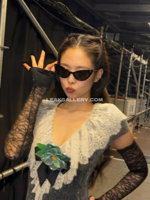 Jennierubyjane Exclusive Leaked Nude OnlyFans #11385859