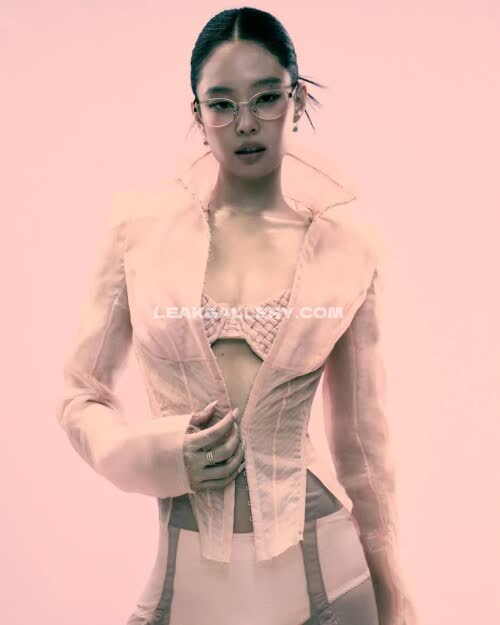 Jennierubyjane Exclusive Leaked Nude OnlyFans #11777906