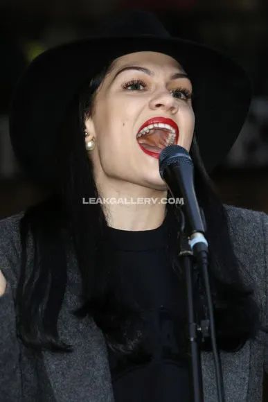 Jessiej Exclusive Leaked Nude OnlyFans #11426050