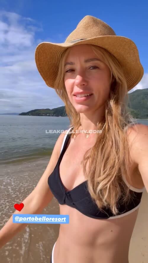 Julianadidone Exclusive Leaked Nude OnlyFans #11372372