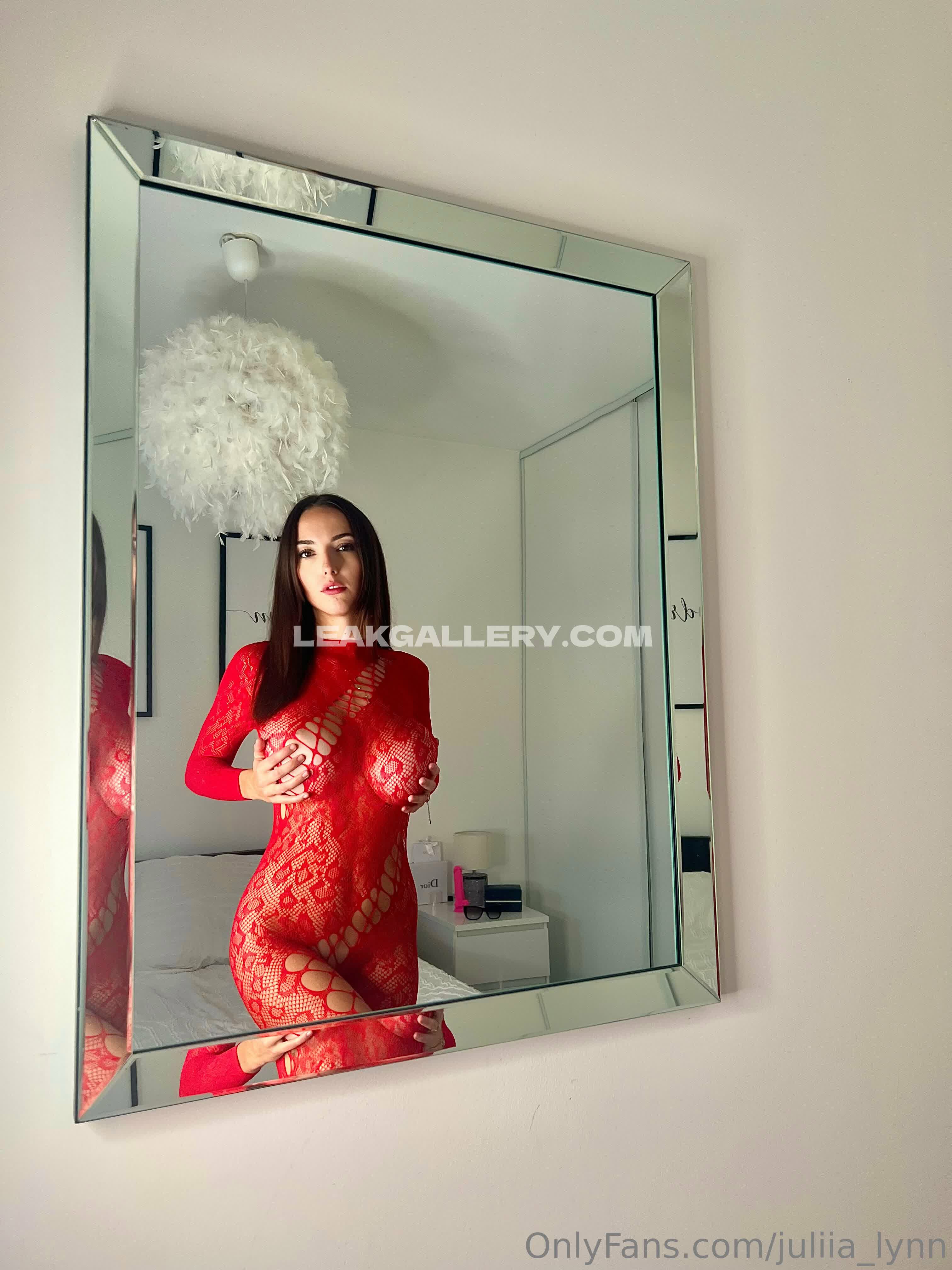 Juliia.lynn__ Exclusive Leaked Nude OnlyFans #11153080