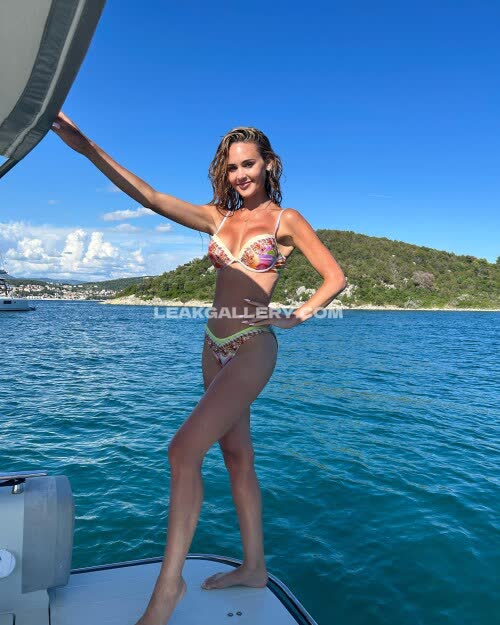 Kellyriansanson Exclusive Leaked Nude OnlyFans #11116940