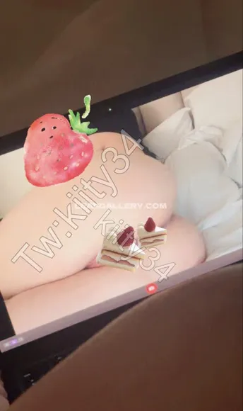 Kiity34 Exclusive Leaked Nude OnlyFans #11919077
