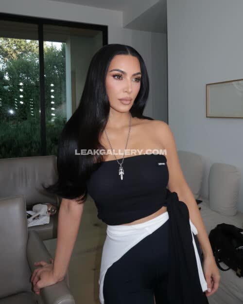 Kimkardashian / kim_kardashian Exclusive Leaked Nude OnlyFans #11766805