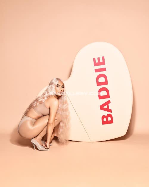 Kimkardashian / kim_kardashian Exclusive Leaked Nude OnlyFans #11796860