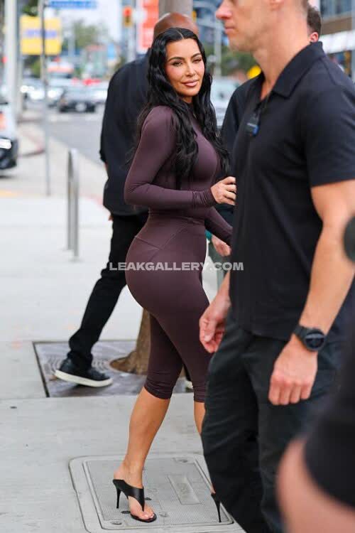 Kimkardashian / kim_kardashian Exclusive Leaked Nude OnlyFans #11762093