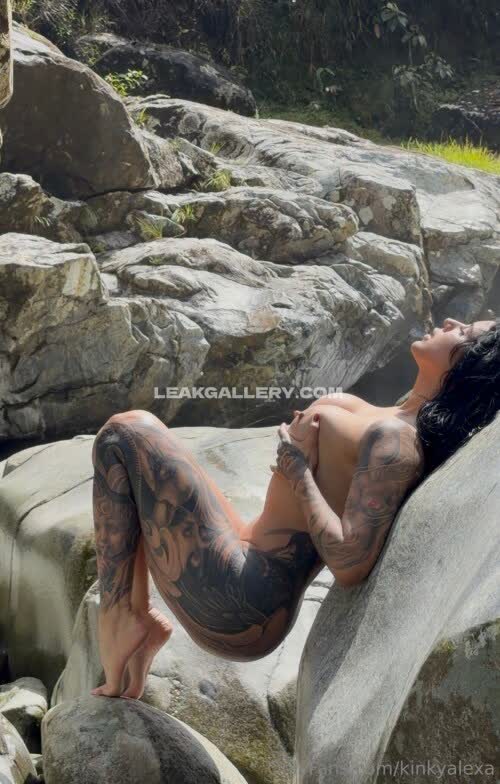 Kinkyalexa Exclusive Leaked Nude OnlyFans #11345252