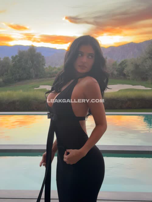 Kyliejenner Exclusive Leaked Nude OnlyFans #11124750