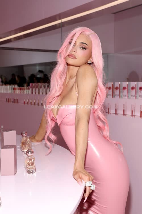 Kyliejenner Exclusive Leaked Nude OnlyFans #11128497