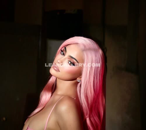 Kyliejenner Exclusive Leaked Nude OnlyFans #11103007