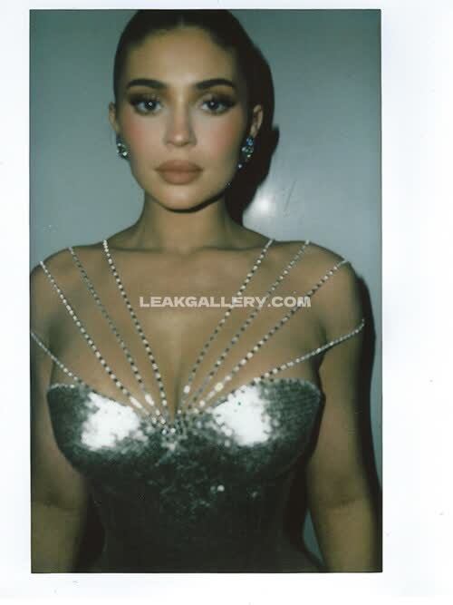 Kyliejenner Exclusive Leaked Nude OnlyFans #11127429