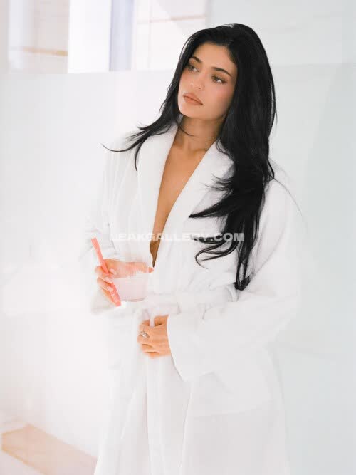 Kyliejenner Exclusive Leaked Nude OnlyFans #11704243