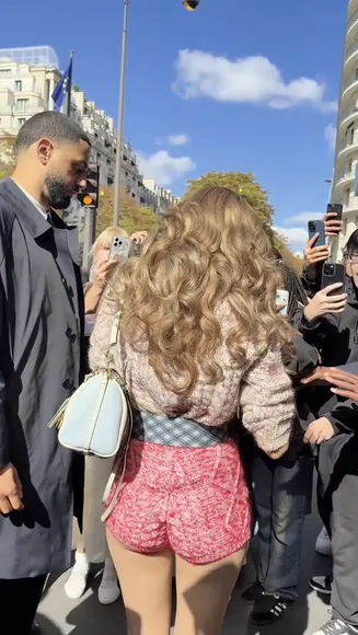 lalalalisa_m video thumbnail