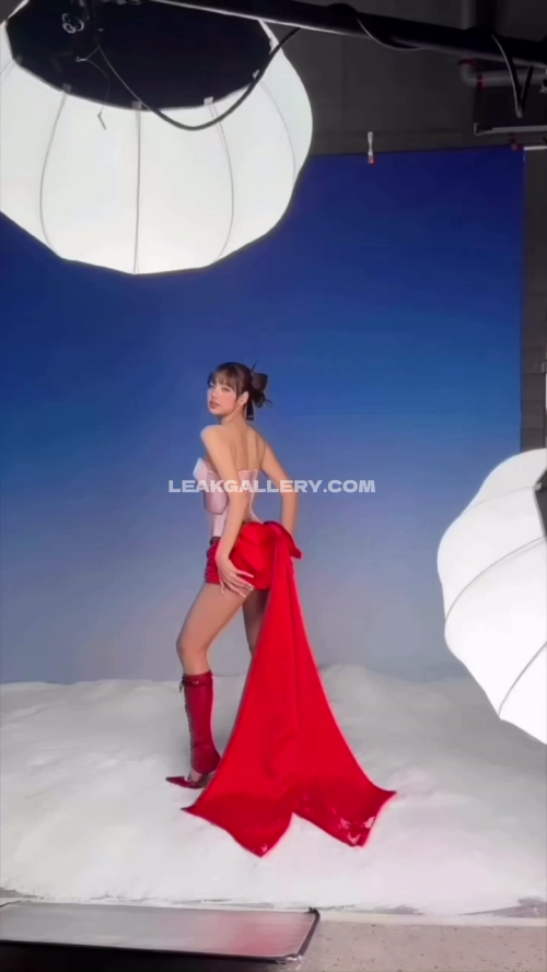 Lalalalisa_m Exclusive Leaked Nude OnlyFans #11023662