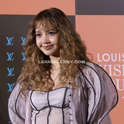 Lalalalisa_m Exclusive Leaked Nude OnlyFans #11025119